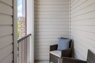 2560 Neabsco Common Pl, Woodbridge, VA 22191 - Photo 14