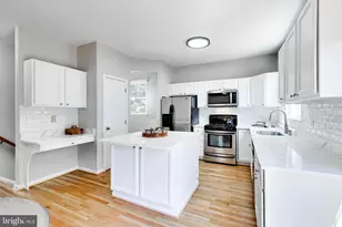 3546 Moon Way, Woodbridge, VA 22193 - Photo 4