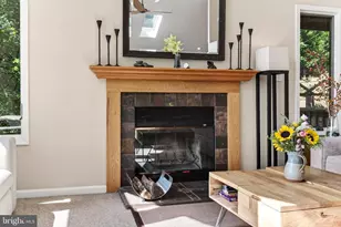 2090 Painter Ct, Haymarket, VA 20169 - Photo 8