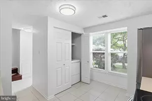 4749 Hersand Ct, Woodbridge, VA 22193 - Photo 10