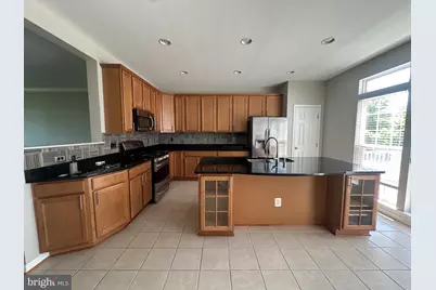 2175 Potomac Club Parkway, Woodbridge, VA 22191 - Photo 10