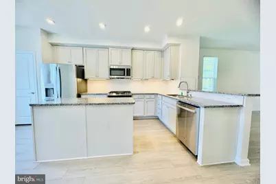 18374 Reaper Hill Court, Triangle, VA 22172 - Photo 6
