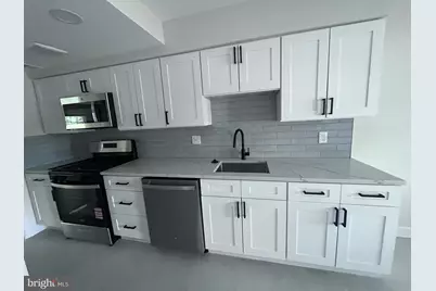 14829 Emberdale Drive, Woodbridge, VA 22193 - Photo 10