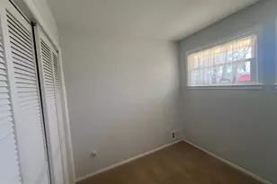13209 Thornton Dr, Gainesville, VA 20155 - Photo 12