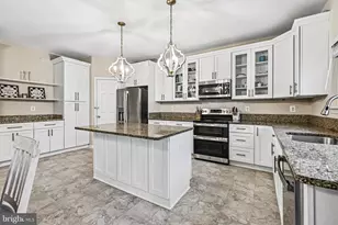 17717 Wayside Dr, Dumfries, VA 22026 - Photo 14