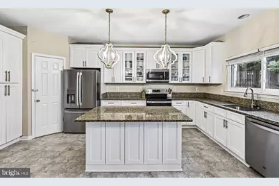 17717 Wayside Drive, Dumfries, VA 22026 - Photo 18