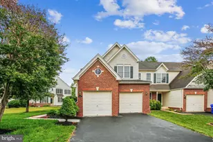 5601 Swift Creek Ct, Haymarket, VA 20169 - Photo 2