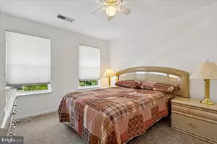 8737 Hackney Dr, Bristow, VA 20136 - Photo 24