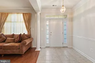 745 Collington Ct, Woodbridge, VA 22191 - Photo 10