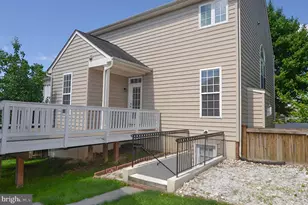 16291 Catenary Dr, Woodbridge, VA 22191 - Photo 4