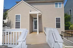 16291 Catenary Dr, Woodbridge, VA 22191 - Photo 2