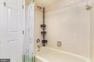 12309 Ashmont Ct, Woodbridge, VA 22192 - Photo 12