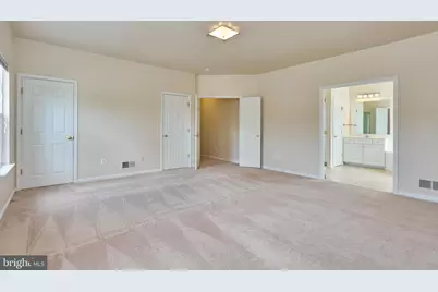8553 Daltons Grove Way, Bristow, VA 20136 - Photo 16