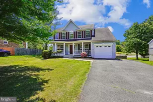 14677 Cloverdale Rd, Woodbridge, VA 22193 - Photo 4