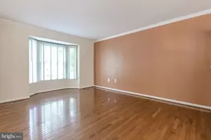 11557 Hill Meade Ln, Woodbridge, VA 22192 - Photo 10