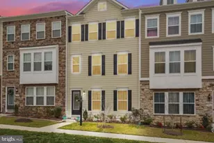 13044 Jessica Grove Pl, Woodbridge, VA 22192 - Photo 1