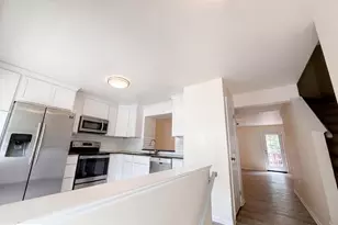 8641 Centerton Ln, Manassas, VA 20111 - Photo 6