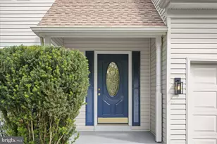 8229 Sunset Dr, Manassas, VA 20110 - Photo 4