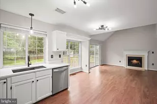 8229 Sunset Dr, Manassas, VA 20110 - Photo 20