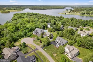 8328 Pine Knott Ct, Gainesville, VA 20155 - Photo 28