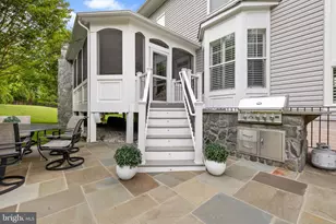 8328 Pine Knott Ct, Gainesville, VA 20155 - Photo 18