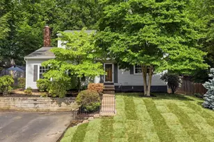 16106 Benedict Ct, Woodbridge, VA 22191 - Photo 2