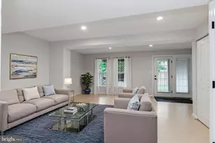 15720 Viewpoint Cir, Dumfries, VA 22025 - Photo 6