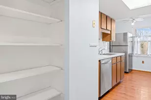 2053 Mayflower Dr, Woodbridge, VA 22192 - Photo 12