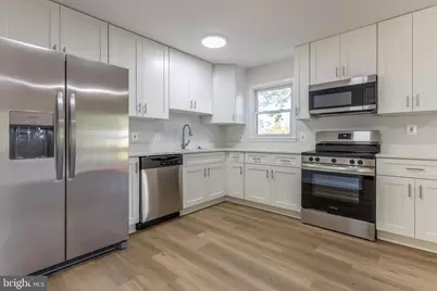 3805 Del Mar Drive, Woodbridge, VA 22193 - Photo 12