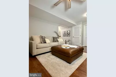 7108 Wheeling Way, Gainesville, VA 20155 - Photo 6