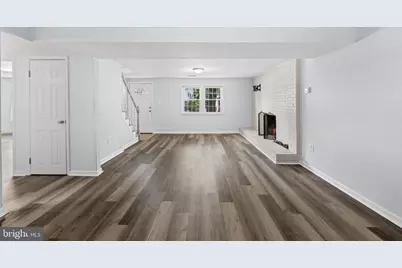 4203 Eldorado Drive, Woodbridge, VA 22193 - Photo 4