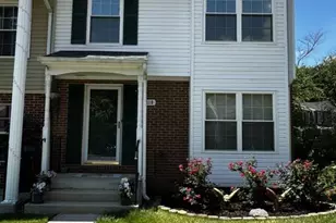 15110 Catalpa Ct, Woodbridge, VA 22193 - Photo 4