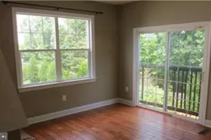 8213 Glade Bank Dr, Manassas, VA 20111 - Photo 4