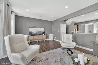 8909 Englewood Farms Drive, Manassas, VA 20112 - Photo 6