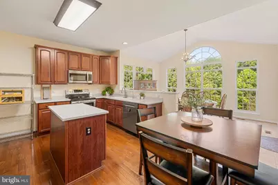5301 Gunston Hall Drive, Woodbridge, VA 22193 - Photo 10