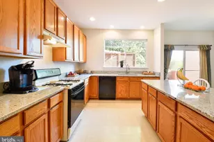 12508 Chippenham Ct, Bristow, VA 20136 - Photo 18
