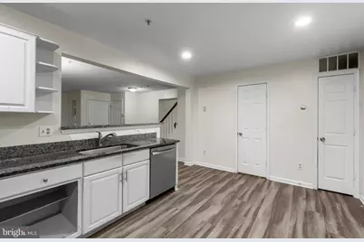 8005 Coachcrest Court, Manassas, VA 20109 - Photo 10