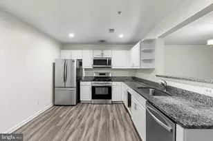 8005 Coachcrest Ct, Manassas, VA 20109 - Photo 6
