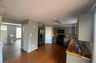 10918 Pope St, Manassas, VA 20109 - Photo 6