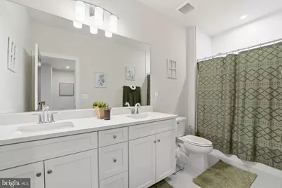 8678 Sycamore Springs Way, Manassas, VA 20112 - Photo 32