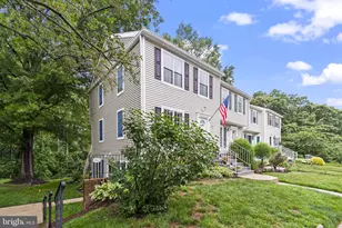 2860 Burgundy Pl, Woodbridge, VA 22192 - Photo 2