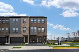 11331 Hypatia Loop, Manassas, VA 20109 - Photo 2