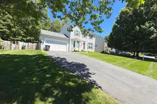 5796 Birch White, Dale City, VA 22193 - Photo 2