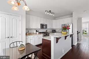 13340 Colchester Ferry Pl, Woodbridge, VA 22191 - Photo 16