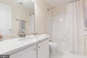 13340 Colchester Ferry Pl, Woodbridge, VA 22191 - Photo 24