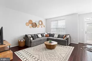 13340 Colchester Ferry Pl, Woodbridge, VA 22191 - Photo 14