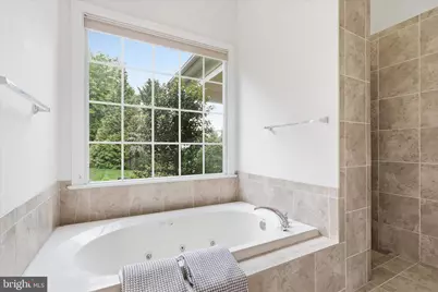 8277 Roxborough Loop, Gainesville, VA 20155 - Photo 32