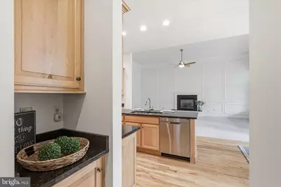8277 Roxborough Loop, Gainesville, VA 20155 - Photo 16