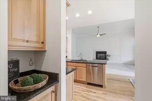 8277 Roxborough Loop, Gainesville, VA 20155 - Photo 16