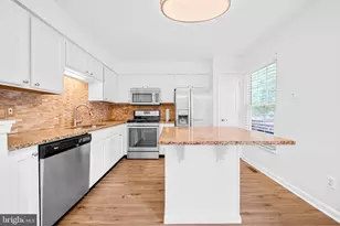 8596 Cold Harbor Loop, Manassas, VA 20111 - Photo 14